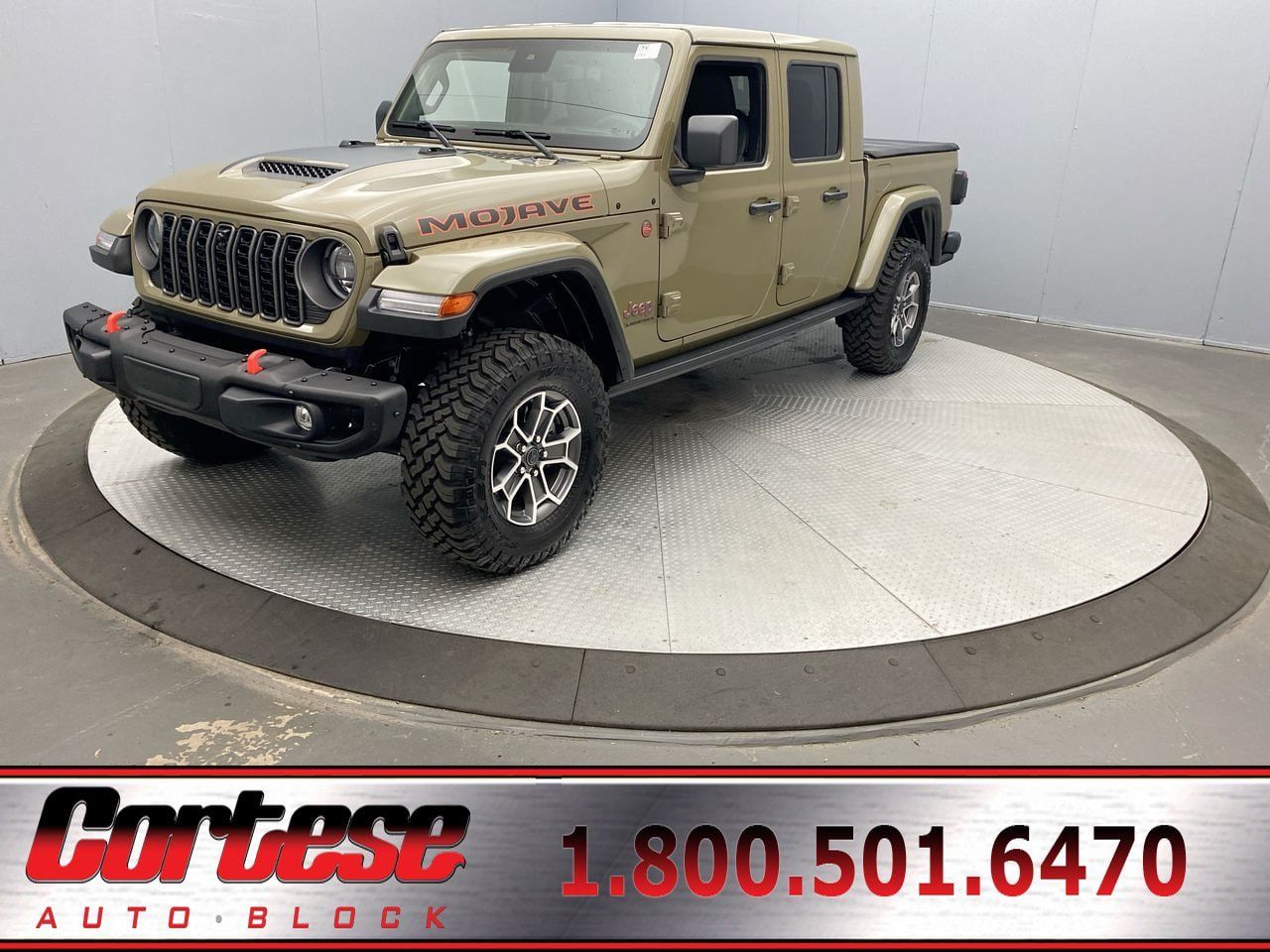 Used 2025 Jeep Gladiator Mojave AWD/4WD image 1