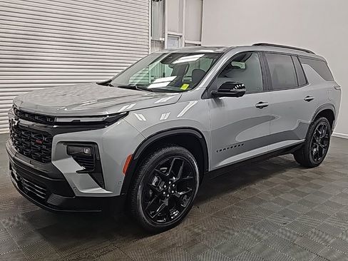 Used 2024 Chevrolet Traverse RS w/ LPO, Floor Liner Package image 4