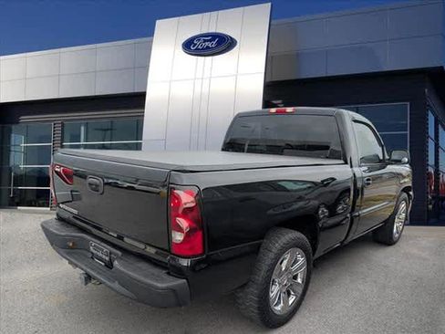 Used 2006 Chevrolet Silverado 1500 W/T image 2