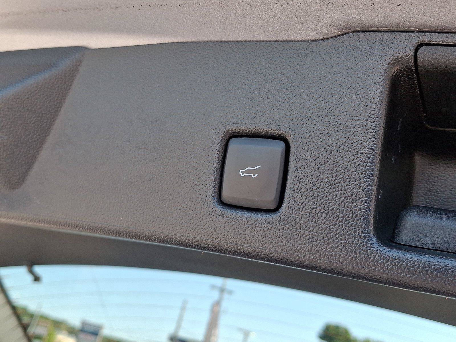 Used 2022 Ford Escape Titanium AWD/4WD image 29