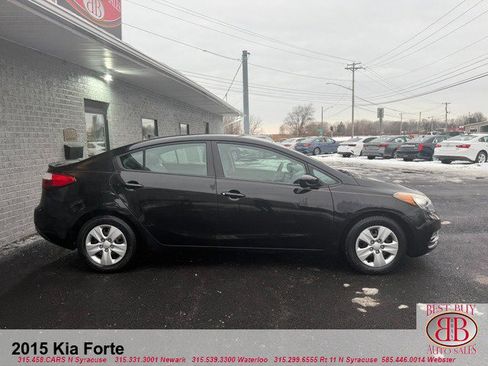 Used 2015 Kia Forte LX image 2
