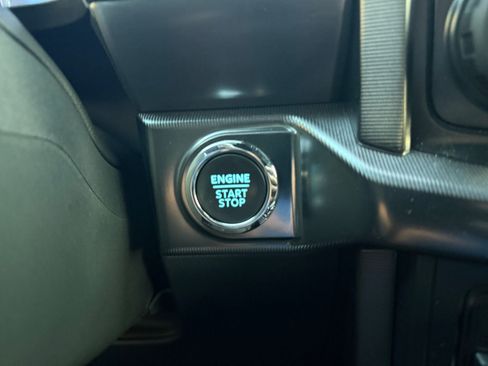 Used 2025 Ford F150 Platinum AWD/4WD image 26