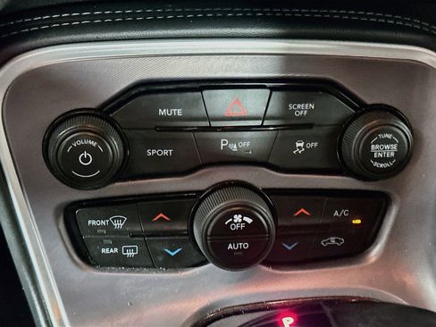 Used 2019 Dodge Challenger GT w/ Blacktop Package AWD/4WD image 22