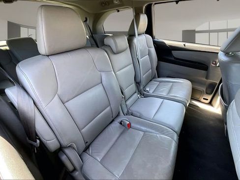 Used 2011 Honda Odyssey EX-L image 22