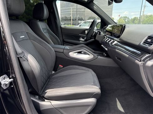 New 2025 Mercedes-Benz GLE 63 AMG S image 17