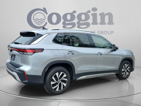 Used 2025 Volkswagen Tiguan S FWD image 4