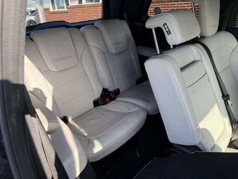 Used 2017 Mercedes-Benz GLS 450 4MATIC image 19