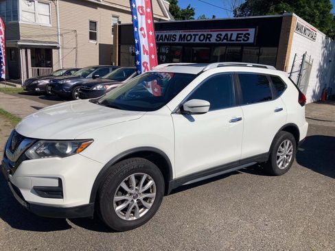 Used 2019 Nissan Rogue S w/ Special Edition Package AWD/4WD image 1