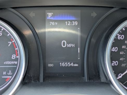 Used 2024 Toyota Camry LE FWD image 11