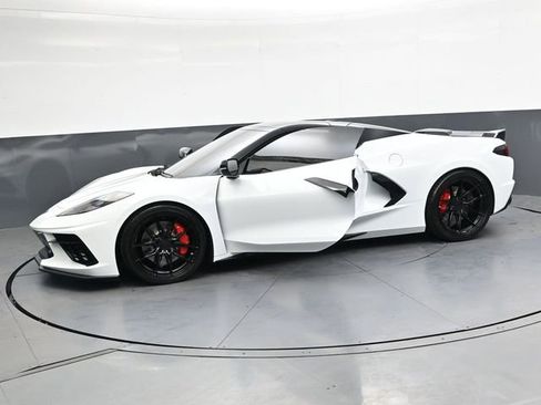 Used 2023 Chevrolet Corvette Stingray Preferred Conv w/ Z51 Performance Package RWD image 42