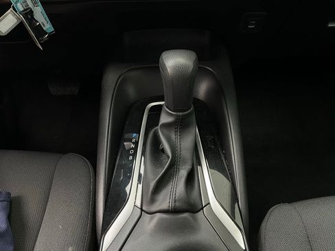 Used 2025 Toyota Corolla LE image 22