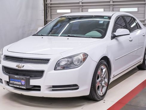 Used 2009 Chevrolet Malibu LT w/ Power Convenience Package FWD image 1