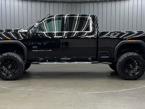 Used 2026 GMC Sierra 3500 Denali w/ Denali Reserve Package AWD/4WD image 2
