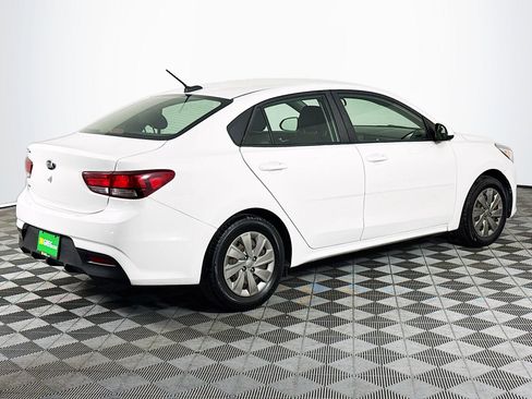 Used 2019 Kia Rio S image 10