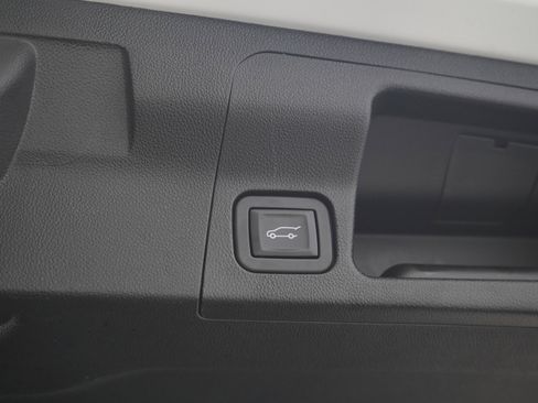 Used 2017 GMC Acadia SLT AWD/4WD image 11