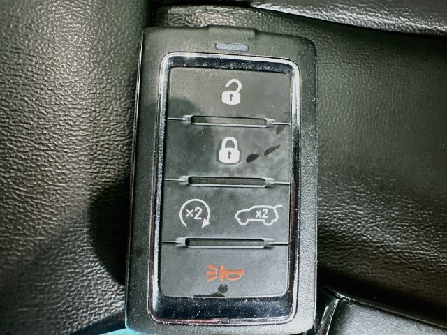 Used 2023 Jeep Grand Cherokee 4WD 4xe image 18