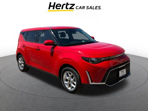 Used 2025 Kia Soul LX w/ LX Technology Package image 1