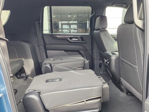 New 2025 GMC Yukon XL Elevation image 48