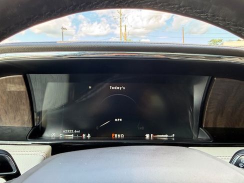 Used 2019 Lincoln Navigator Reserve AWD/4WD image 26