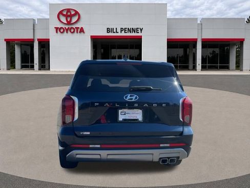 Used 2024 Hyundai Palisade Limited FWD image 4