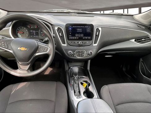 Used 2023 Chevrolet Malibu LT image 7