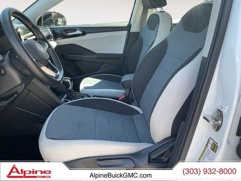 Used 2025 Volkswagen Taos S AWD/4WD image 9