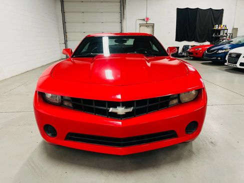 Used 2012 Chevrolet Camaro LS RWD image 3