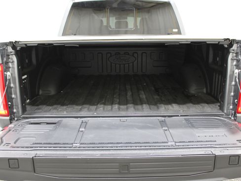 Used 2021 Ford F150 Platinum w/ Equipment Group 701A High image 37