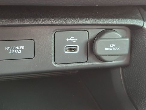 Used 2023 Honda Civic LX image 25