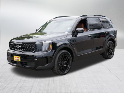 Used 2024 Kia Telluride EX X-Line AWD/4WD image 3