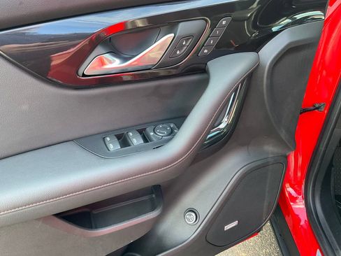 Used 2019 Chevrolet Blazer RS AWD/4WD image 16