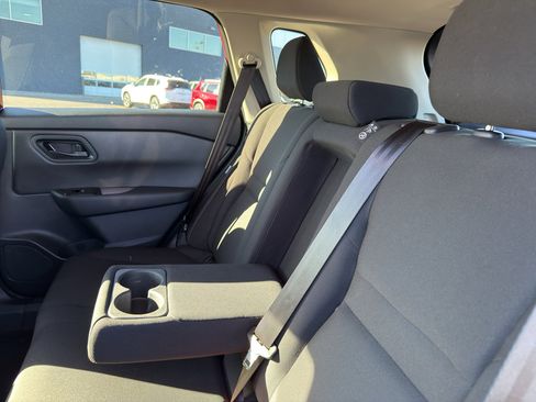 Certified 2025 Nissan Rogue S image 33