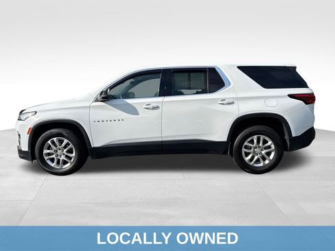 Used 2022 Chevrolet Traverse LS FWD image 4