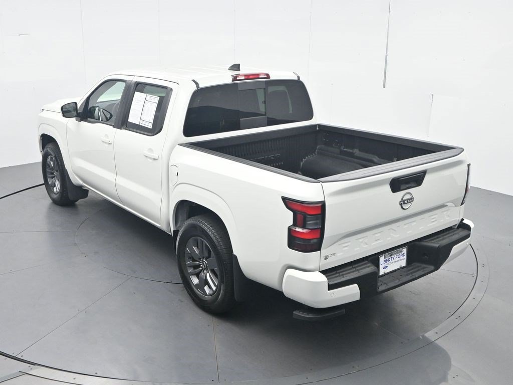 Used 2025 Nissan Frontier SV RWD image 36