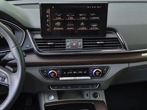 Used 2021 Audi Q5 2.0T Premium Plus AWD/4WD image 9
