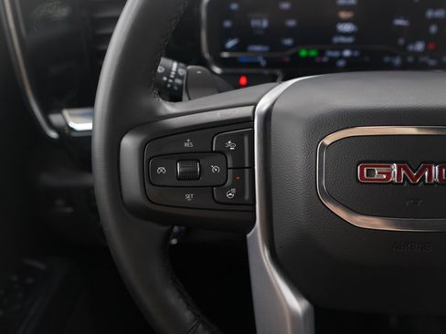 Used 2024 GMC Sierra 1500 Elevation image 25