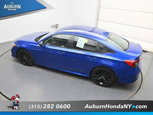 Used 2024 Honda Civic Sport image 28