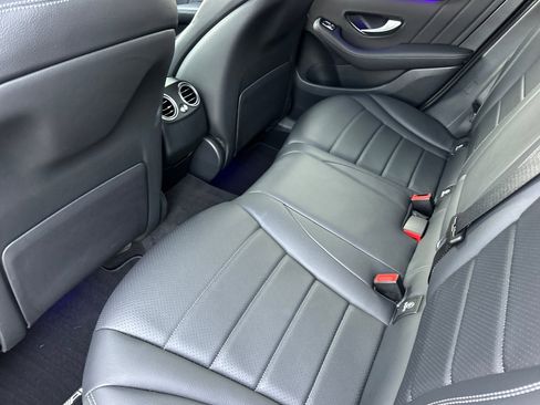 Used 2023 Mercedes-Benz GLC 300 4MATIC Coupe image 12