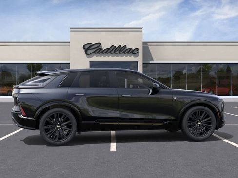 New 2026 Cadillac Lyriq Sport w/ LPO, Bronce Accent Package image 5