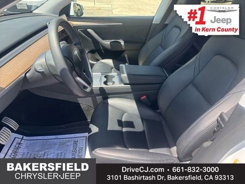 Used 2024 Tesla Model Y Performance AWD/4WD image 19