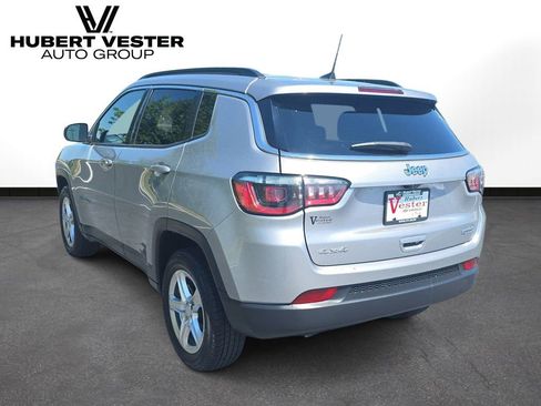 Used 2024 Jeep Compass Latitude AWD/4WD image 8