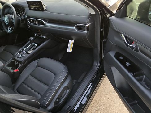 New 2025 MAZDA CX-5 AWD 2.5 S w/ Preferred Package image 5