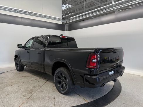 New 2026 RAM 1500 4x4 Crew Cab image 12