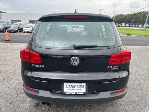Used 2013 Volkswagen Tiguan S image 7