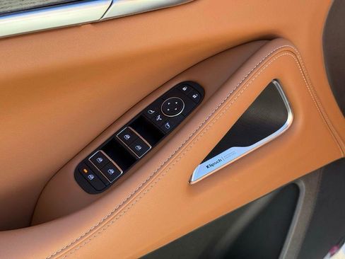 New 2026 INFINITI QX60 Autograph w/ Dark Cargo Package image 13