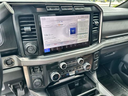 Used 2024 Ford F350 Platinum w/ FX4 Off-Road Package AWD/4WD image 11