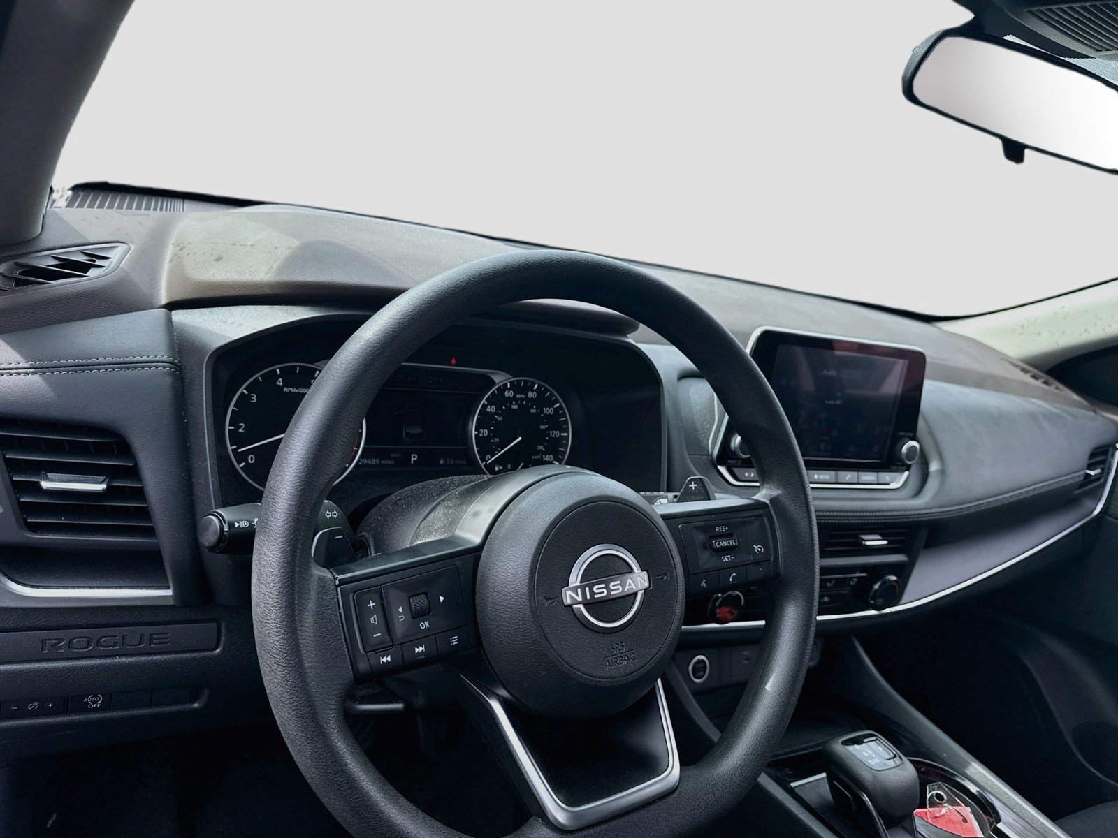 Used 2023 Nissan Rogue S AWD/4WD image 9