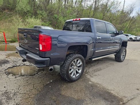 Used 2018 Chevrolet Silverado 1500 LTZ Z71 w/ Centennial Edition AWD/4WD image 4