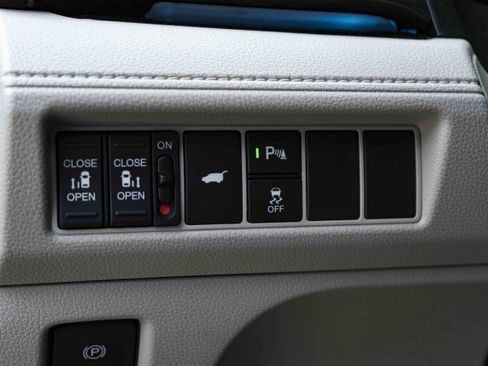 Used 2026 Honda Odyssey Elite image 41