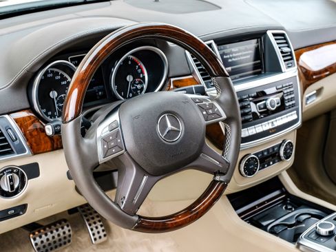 Used 2015 Mercedes-Benz ML 400 4MATIC image 15